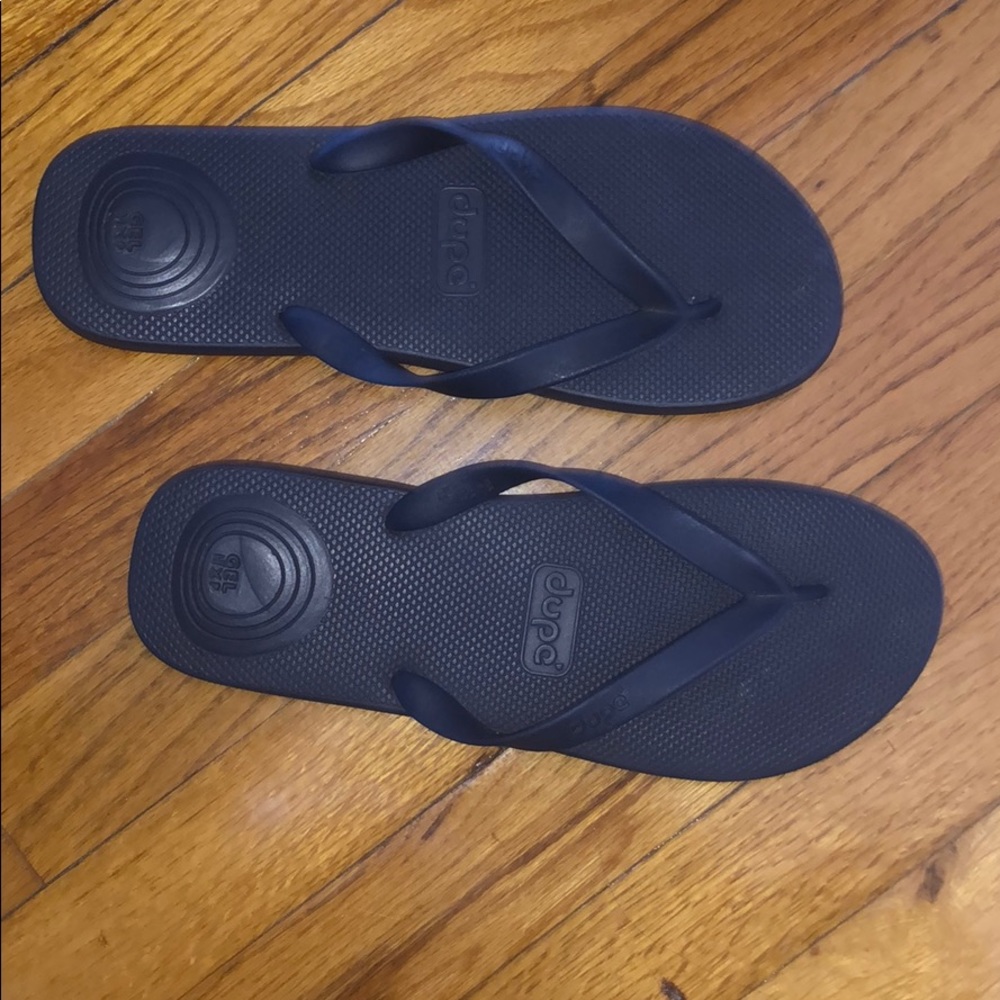 Flip flops